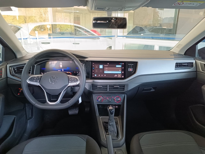 volkswagen nivus 1.0 200 tsi total flex comfortline automatico 5p 2024