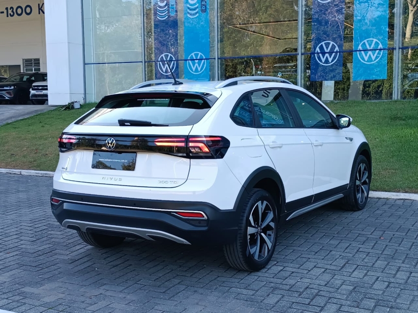 volkswagen nivus 1.0 200 tsi total flex highline automatico 5p 2022