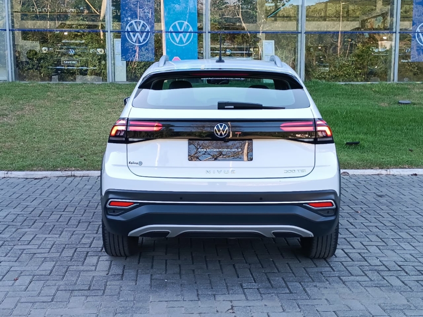 volkswagen nivus 1.0 200 tsi total flex highline automatico 5p 2022