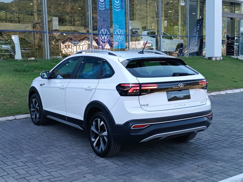 volkswagen nivus 1.0 200 tsi total flex highline automatico 5p 2022