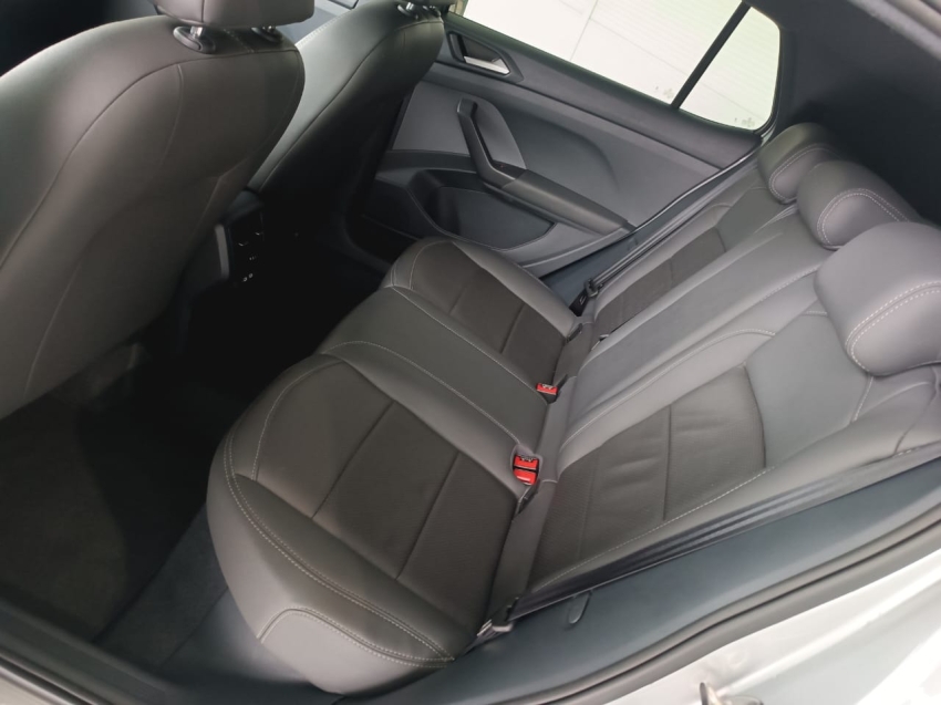 volkswagen t-cross 1.0 200 tsi total flex comfortline automatico 5p 20247