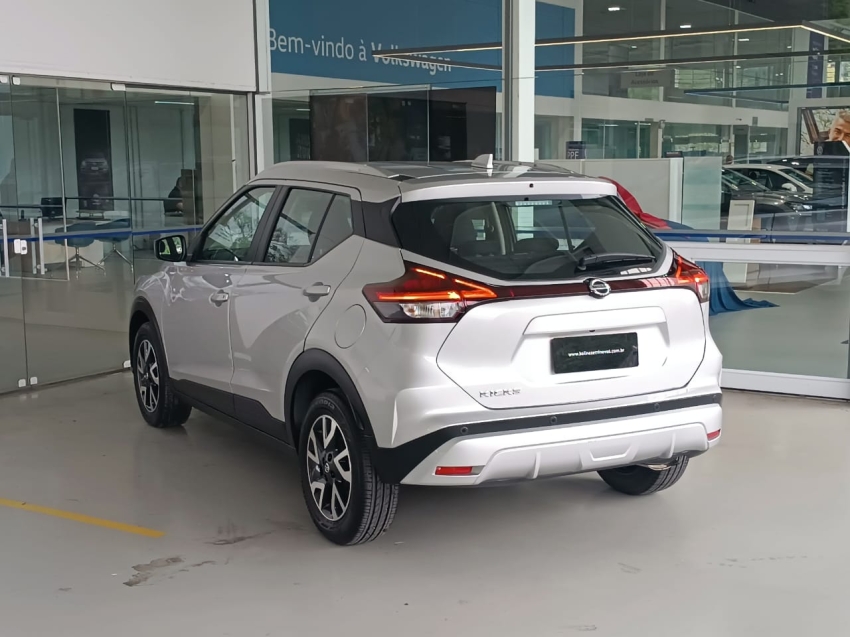 nissan kicks 1.6 16v flexstart sense xtronic 1.5 flex 5p automatico 2022