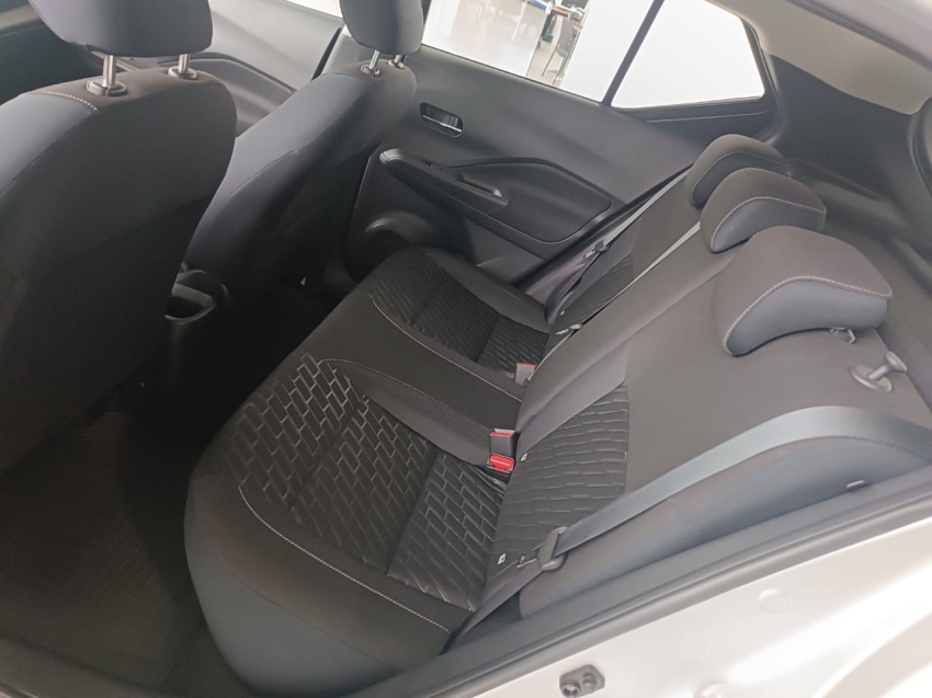 nissan kicks 1.6 16v flexstart sense xtronic 1.5 flex 5p automatico 2022