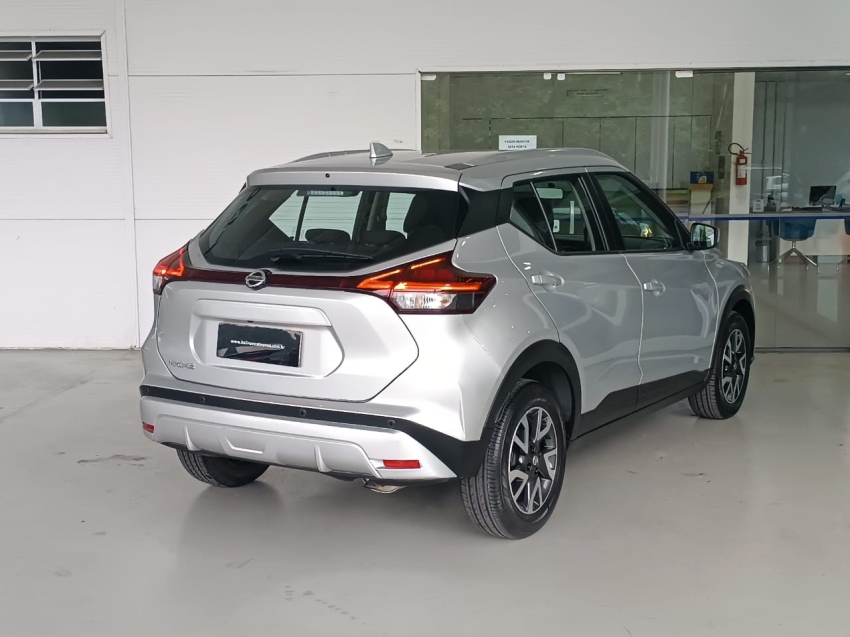 nissan kicks 1.6 16v flexstart sense xtronic 1.5 flex 5p automatico 2022