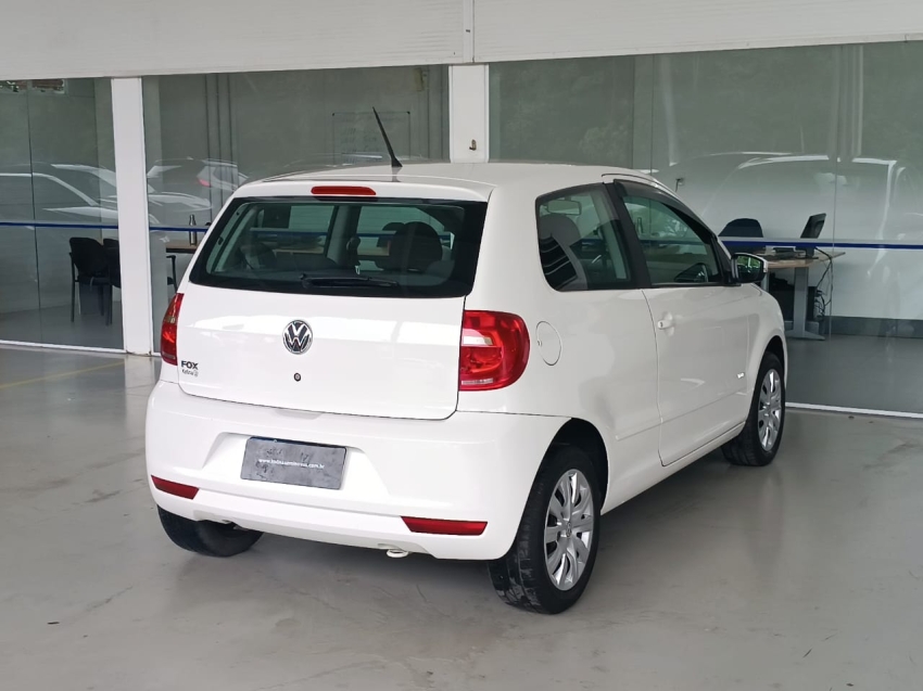 volkswagen fox 1.0 mi 8v flex 2p manual 3p 20135