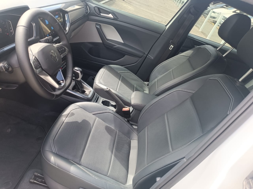 volkswagen t-cross 1.4 250 tsi total flex highline automatico 1.3 5p 20236