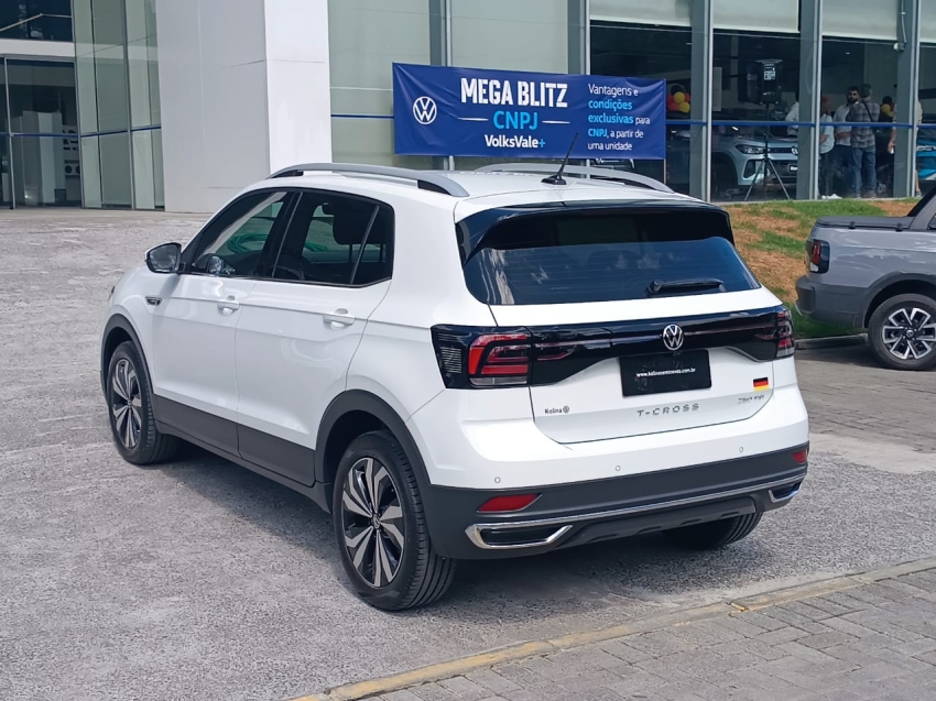 volkswagen t-cross 1.4 250 tsi total flex highline automatico 1.3 5p 20233
