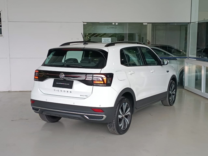 volkswagen t-cross 1.0 200 tsi total flex comfortline automatico 5p 20215