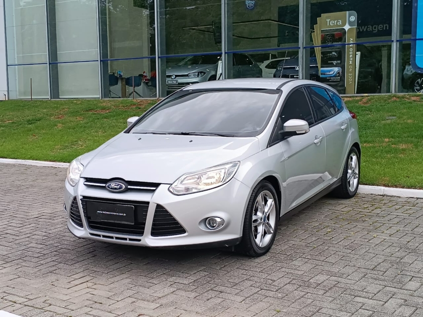 ford focus 2.0 se 16v flex 4p powershift 1.9 5p automatico 20152