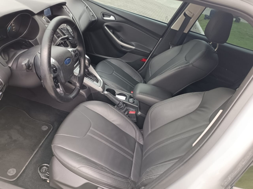 ford focus 2.0 se 16v flex 4p powershift 1.9 5p automatico 20155