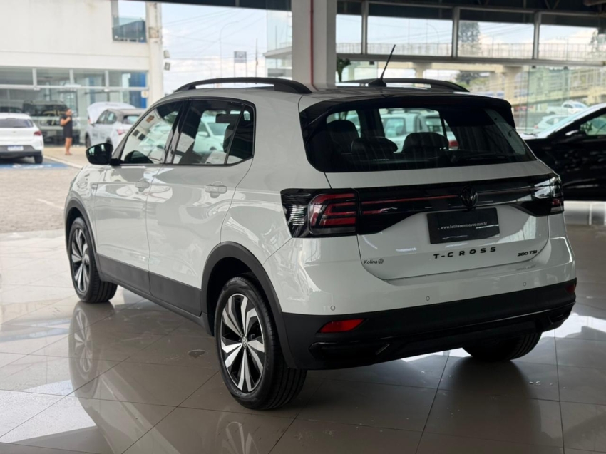 volkswagen t-cross 1.0 200 tsi total flex comfortline automatico 5p 20213