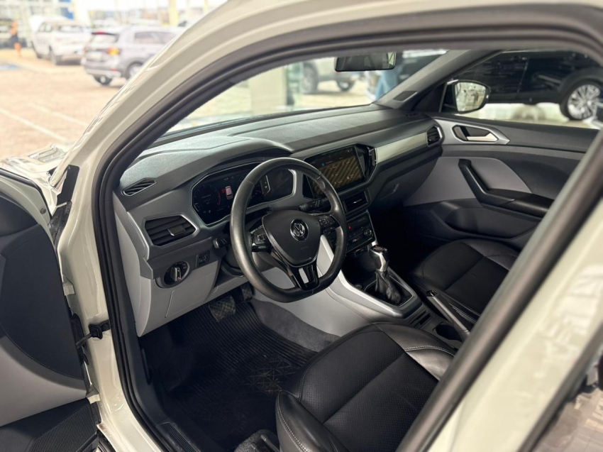 volkswagen t-cross 1.0 200 tsi total flex comfortline automatico 5p 20216