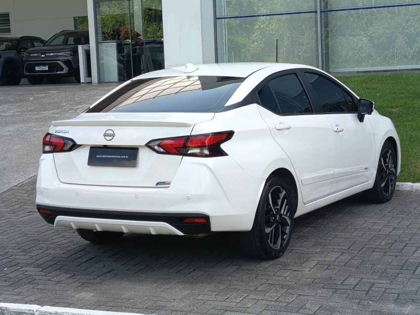 nissan versa 1.6 16v flex exclusive xtronic 1.5 5p automatico 20245