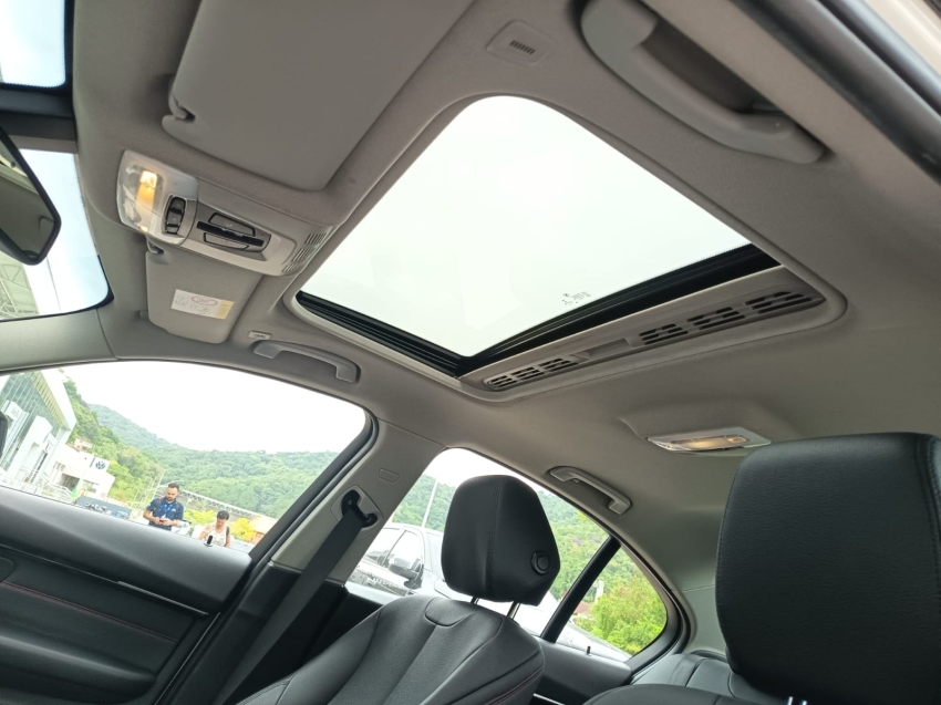 bmw 320i 2.0 sport 16v turbo active flex 4p automatico 1.9 5p 20177