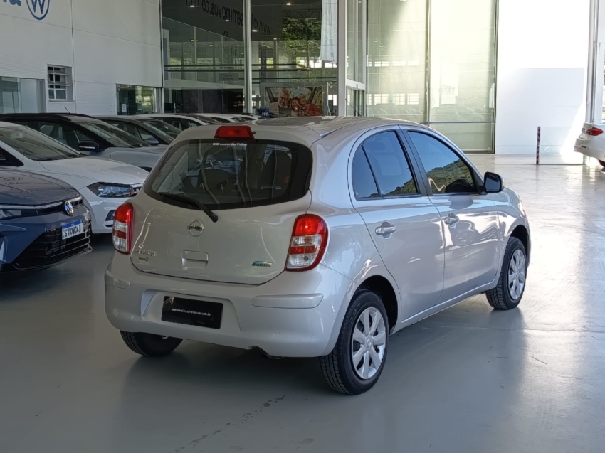 nissan march 1.0 16v flex 4p manual 5p 20145