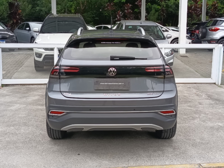 volkswagen nivus 1.0 200 tsi total flex highline automatico 5p 20234