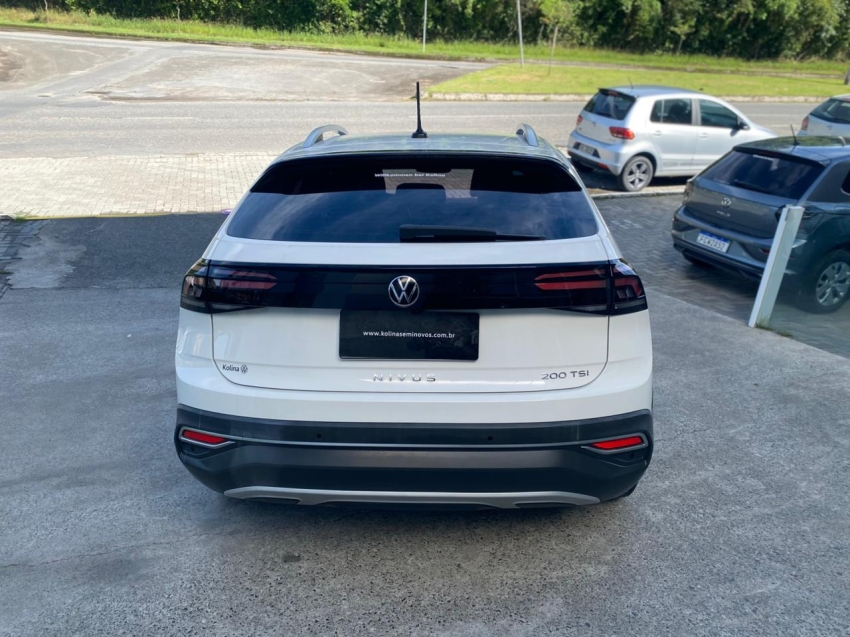 volkswagen nivus 1.0 200 tsi total flex highline automatico 5p 20224