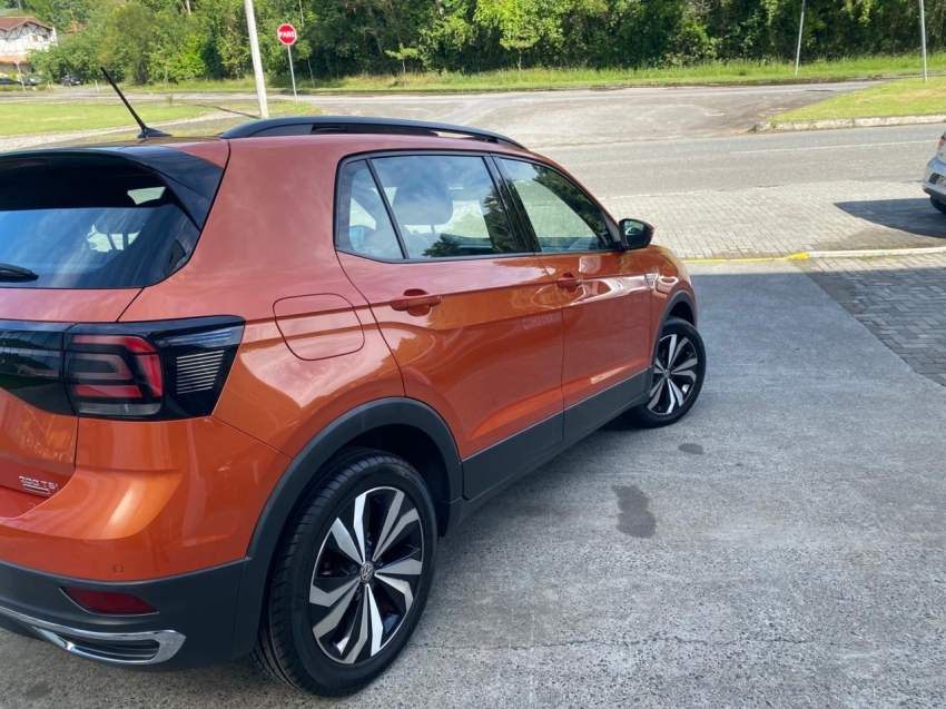 volkswagen t-cross 1.0 200 tsi total flex comfortline automatico 5p 20204