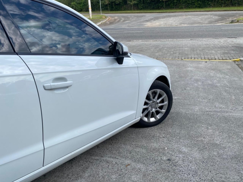 audi a3 1.4 tfsi sportback ambiente 16v gasolina 4p s-tronic 1.3 5p automatico 20163