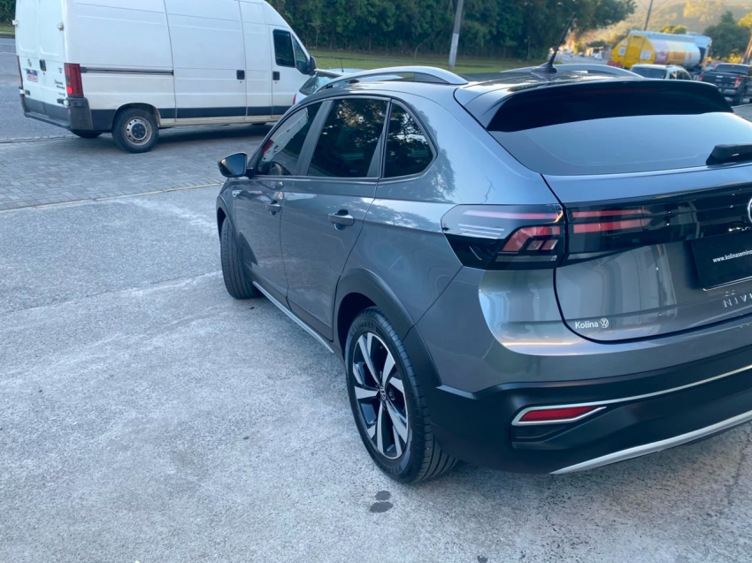 volkswagen nivus 1.0 200 tsi total flex highline automatico 5p 20225