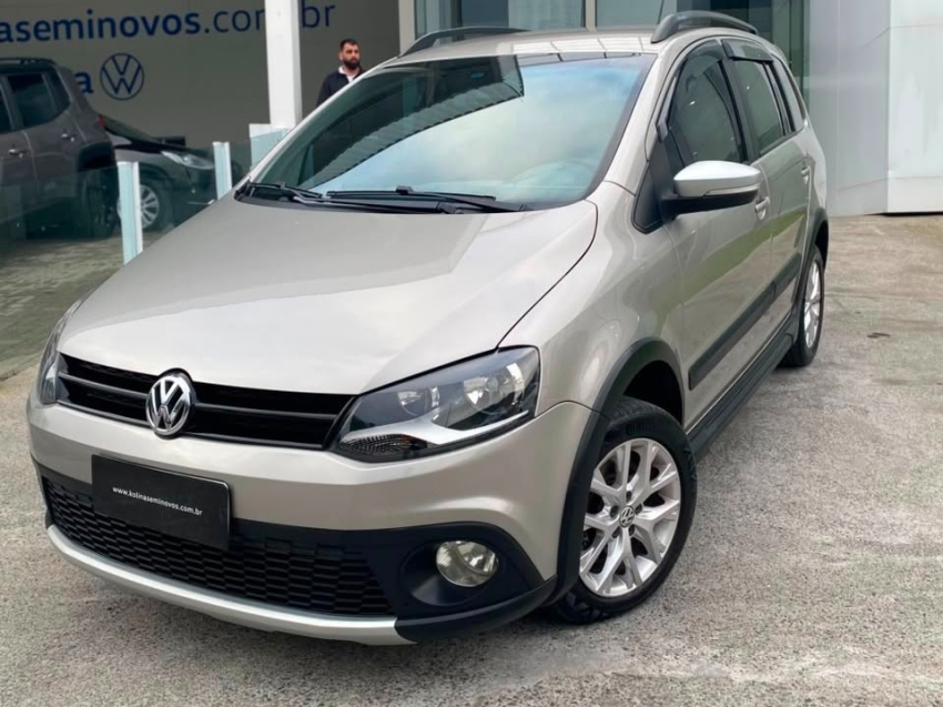 volkswagen space cross 1.6 mi 8v flex 4p manual 1.5 5p 20143