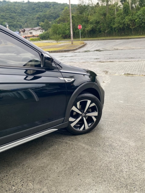 volkswagen nivus 1.0 200 tsi total flex highline automatico 5p 20216