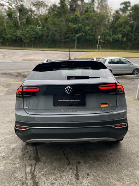 volkswagen nivus 1.0 200 tsi total flex highline automatico 5p 20244