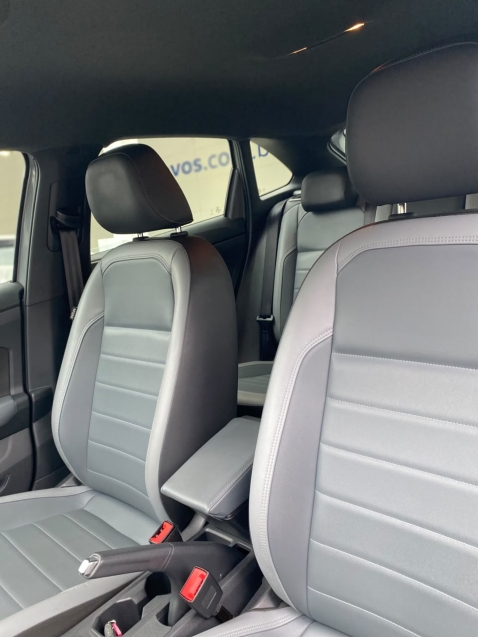 volkswagen nivus 1.0 200 tsi total flex highline automatico 5p 202410
