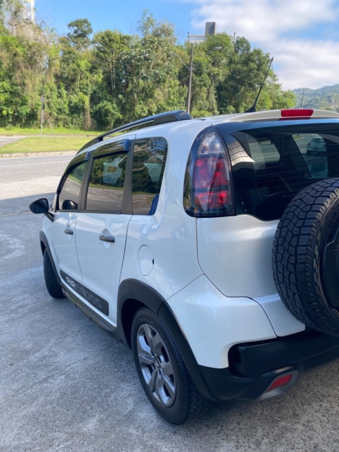citroen aircross 1.6 shine 16v flex 4p automatico 1.5 5p 20166