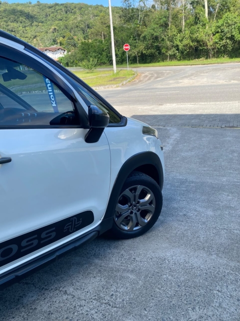 citroen aircross 1.6 shine 16v flex 4p automatico 1.5 5p 20163