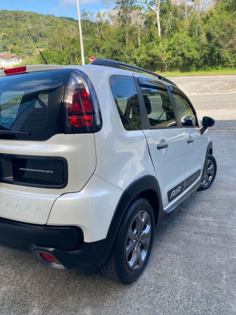 citroen aircross 1.6 shine 16v flex 4p automatico 1.5 5p 20164