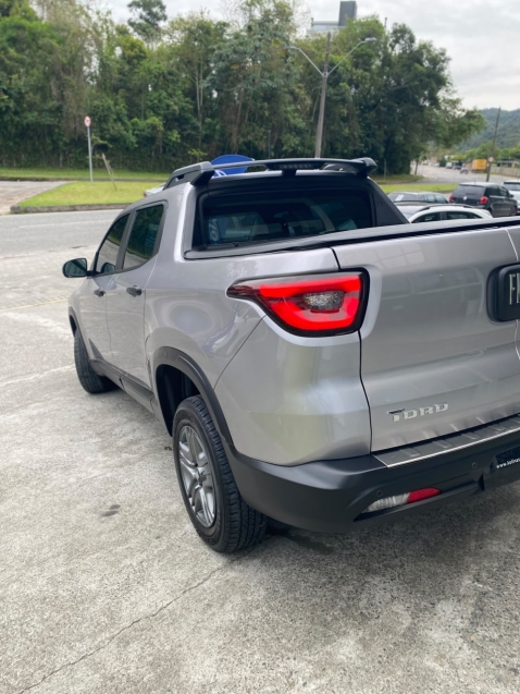 fiat toro 1.3 turbo 270 flex endurance at6 5p automatico 20246