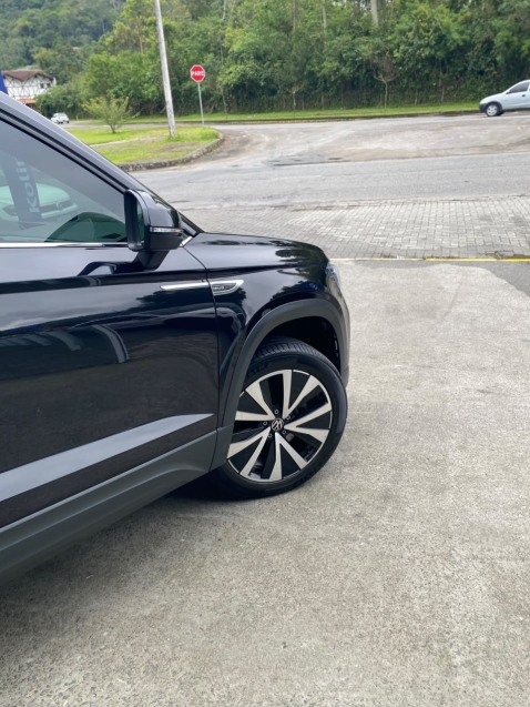 volkswagen taos 1.4 250 tsi total flex highline automatico 5p 20223