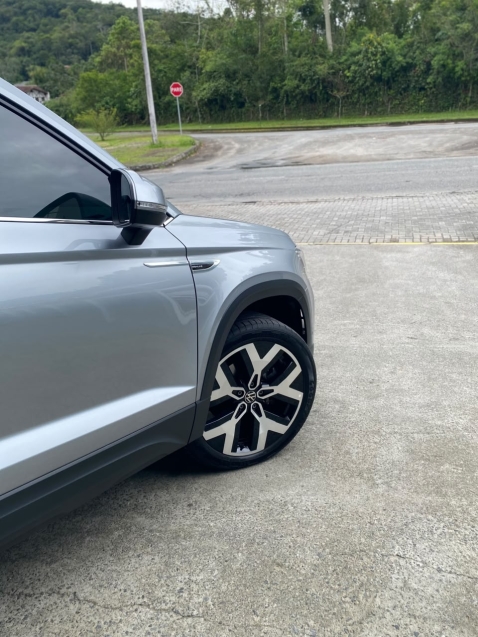volkswagen taos 1.4 250 tsi total flex highline automatico 4p manual 20246