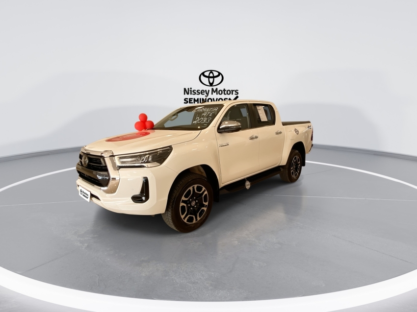 toyota hilux 2.8 d-4d turbo diesel cd srx 4x4 automatico 2023/24