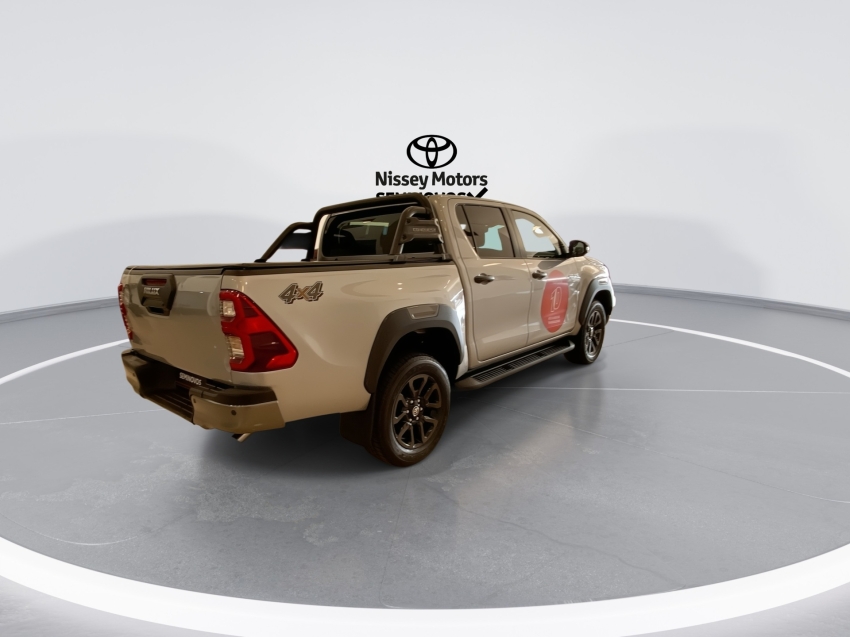 toyota hilux 2.8 d-4d turbo diesel cd conquest 4x4 automatico 2023/24