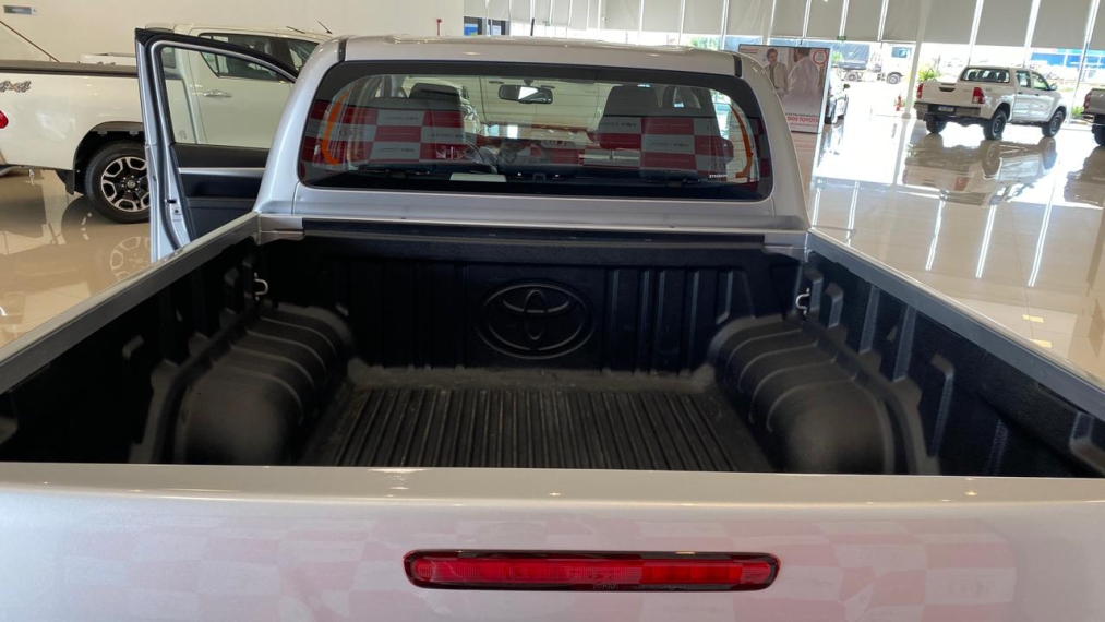 toyota hilux 2.8 d-4d turbo diesel cd srv 4x4 automatico 2024/255