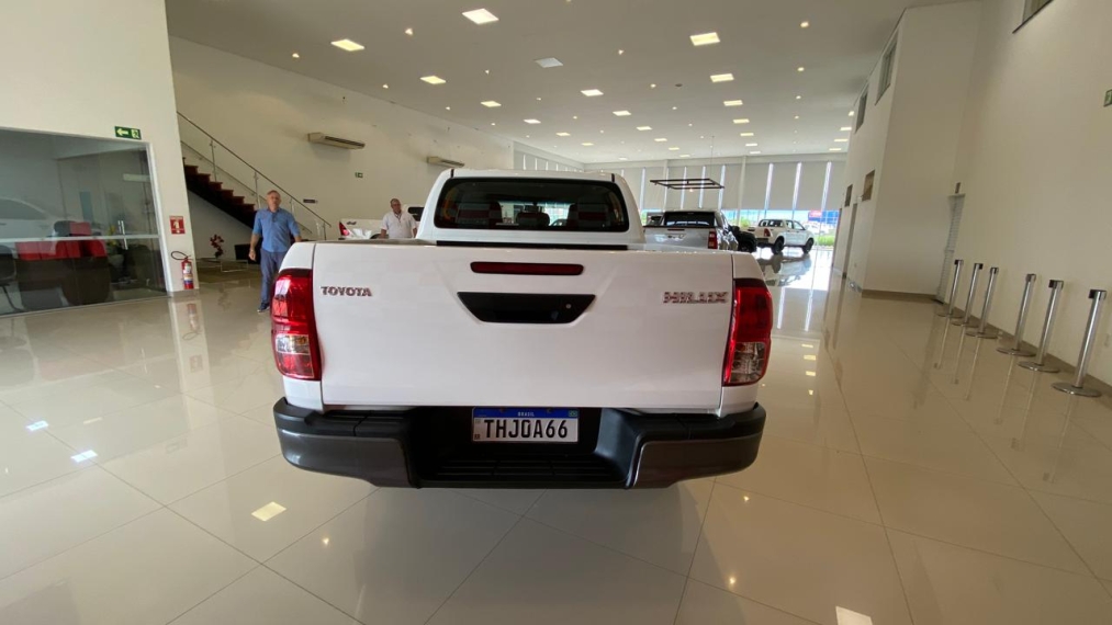 toyota hilux 2.8 d-4d turbo diesel cd power pack 4x4 automatica 2024/255