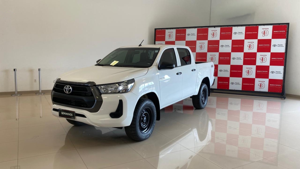 toyota hilux 2.8 d-4d turbo diesel cd power pack 4x4 automatica 2024/252