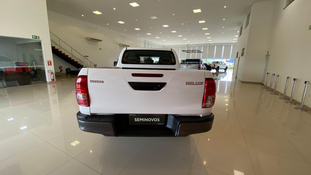 toyota hilux 2.8 d-4d turbo diesel cd power pack 4x4 automatica 2024/255