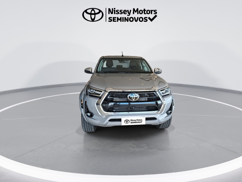 toyota hilux 2.8 d-4d turbo diesel cd srx 4x4 automatico 2024/24