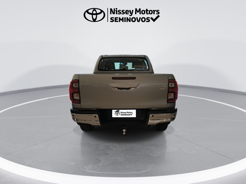 toyota hilux 2.8 d-4d turbo diesel cd srx 4x4 automatico 2024/245