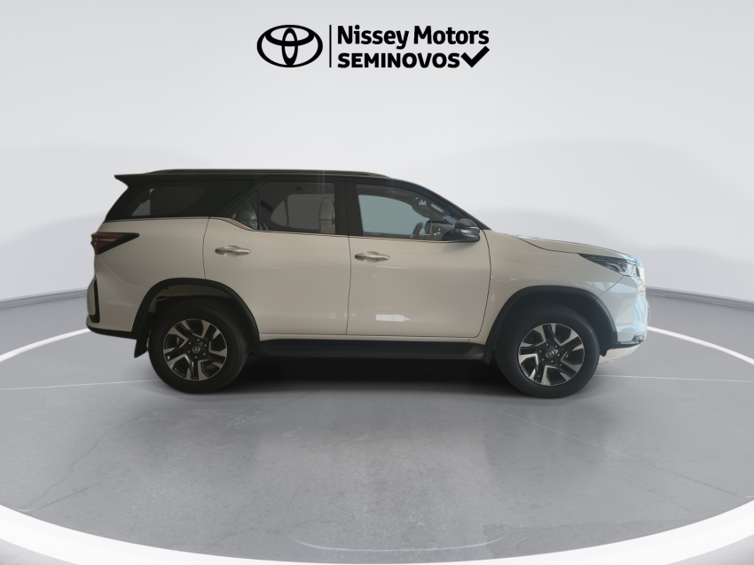 toyota hilux sw4 2.8 d-4d turbo diesel diamond 7l 4x4 automatico 2024/243
