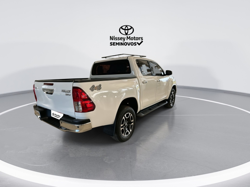 toyota hilux 2.8 d-4d turbo diesel cd srv 4x4 automatico 2021/21