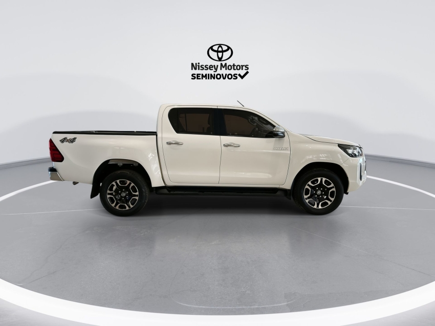 toyota hilux 2.8 d-4d turbo diesel cd srv 4x4 automatico 2021/21