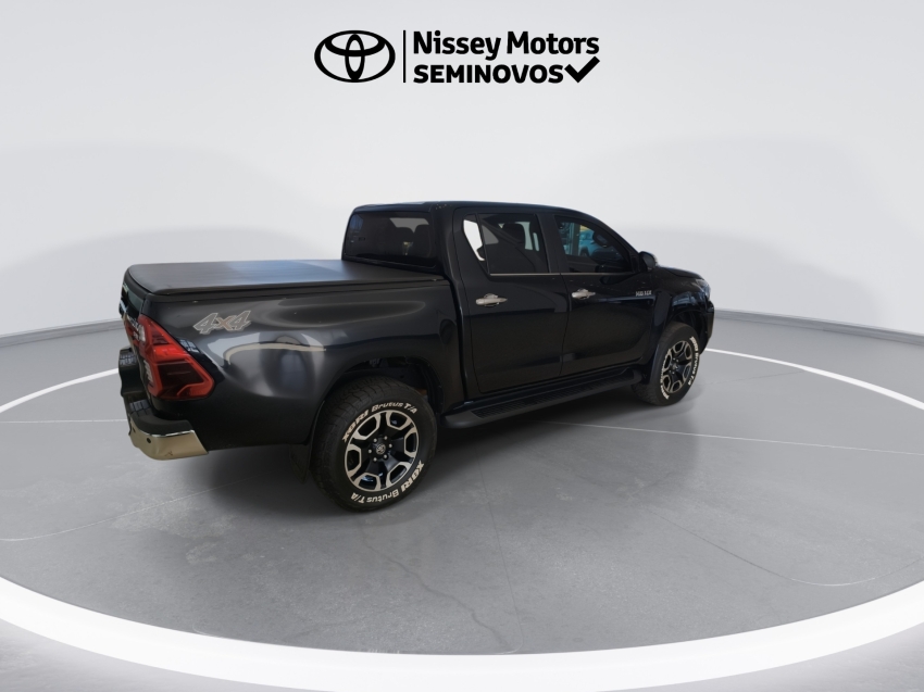 toyota hilux 2.8 d-4d turbo diesel cd srx 4x4 automatico 2022/225