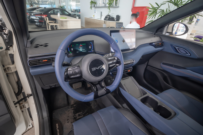 Carro BYD DOLPHIN MINI
