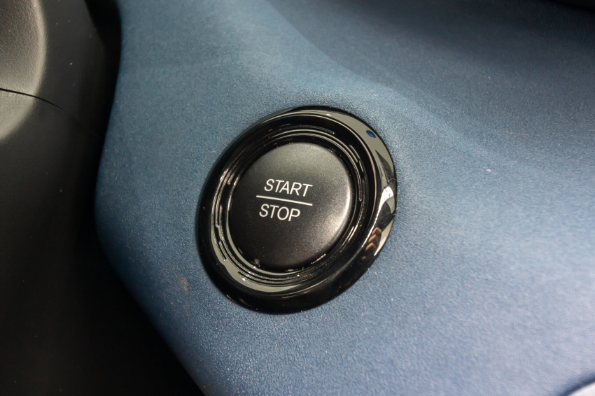 Carro BYD DOLPHIN MINI