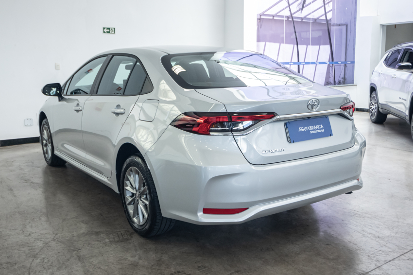 Carro Toyota COROLLA