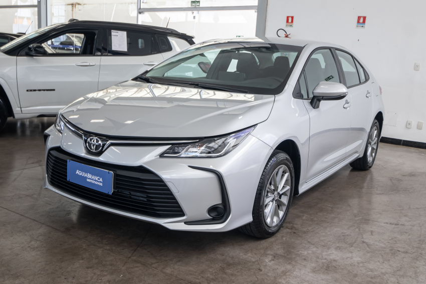 Carro Toyota COROLLA
